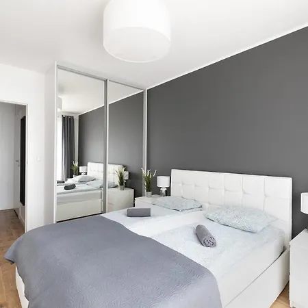 Elegancki 3city W Gdyni Z Parkingiem By Renters 아파트
